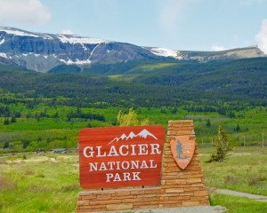 Glacier-NP-Entrance